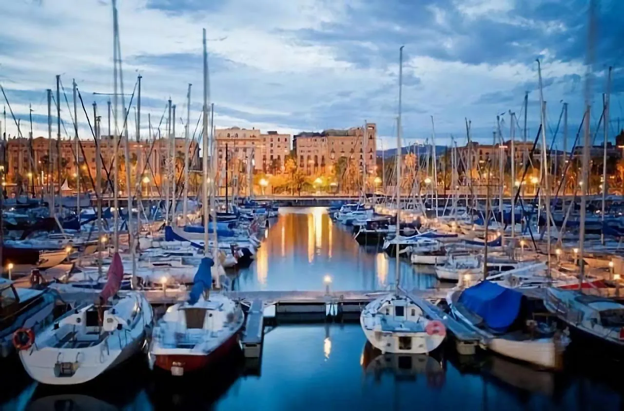 Barceloneta Eco-Friendly Studio -Private Bathroom- 0*, 바르셀로나